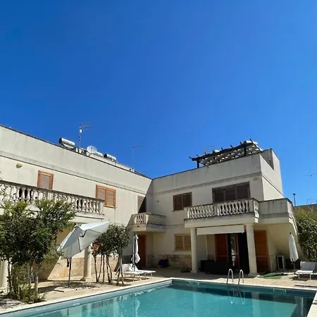 Il Melograno By Salento Com بيت للعطل